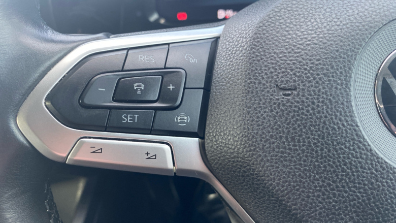 Volkswagen Golf 1.5 TSI 150 Life 5dr Petrol Hatchback